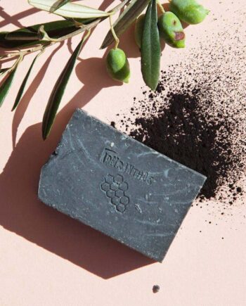 Σαπούνι ψυχρής έκθλιψης με ενεργό άνθρακα και τεϊόδενδρο για πρόσωπο και σώμα. Detox soap | Charcoal + Tea tree, Apeiranthos